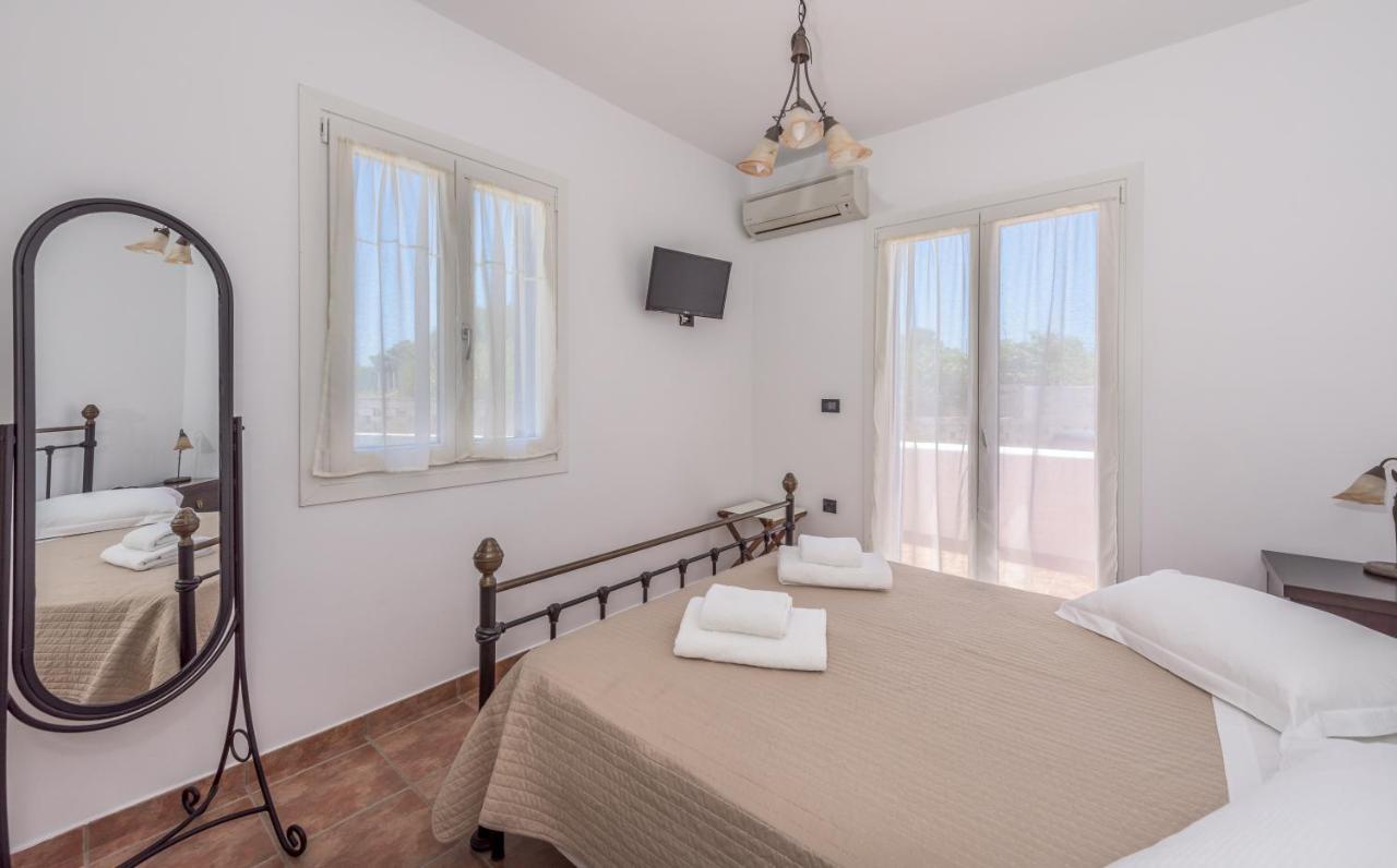 Akitos Maisonette Αδάμας Εξωτερικό φωτογραφία