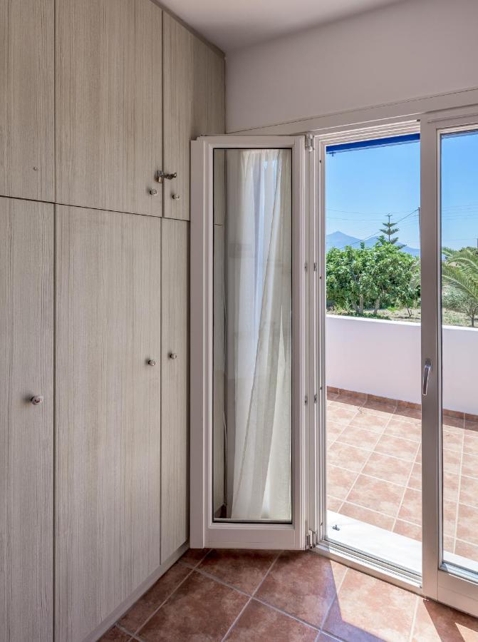 Akitos Maisonette Αδάμας Εξωτερικό φωτογραφία