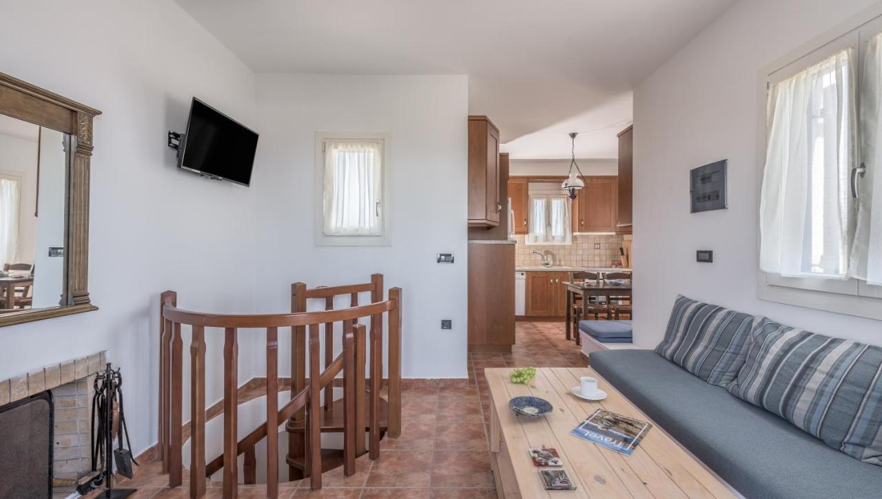 Akitos Maisonette Αδάμας Εξωτερικό φωτογραφία