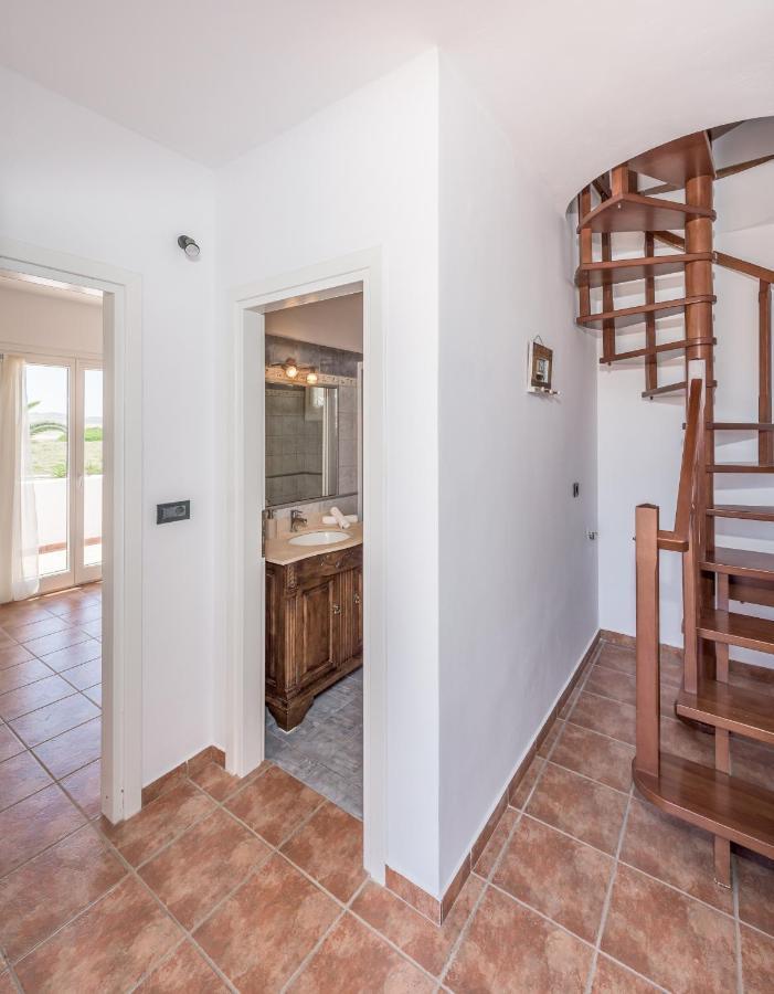 Akitos Maisonette Αδάμας Εξωτερικό φωτογραφία